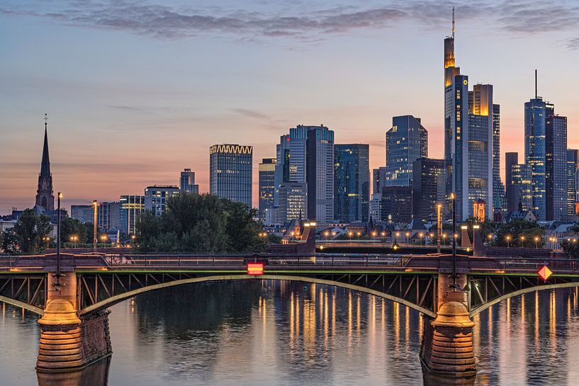 Frankfurt am Main Skyline zum Sunset von Marc-Sven Kirsch
