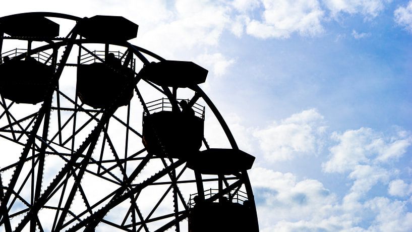 Riesenrad (Silhouette) in Barcelona, Spanien von Jessica Lokker