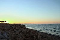 de longues plages vides