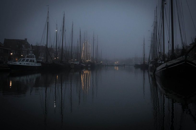 Harlingen in mist gehuld von Jitske Cuperus-Walstra
