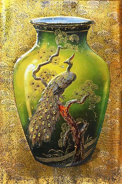 Chinesischer Pfau auf authentischer Teedose von StudioMaria.nl