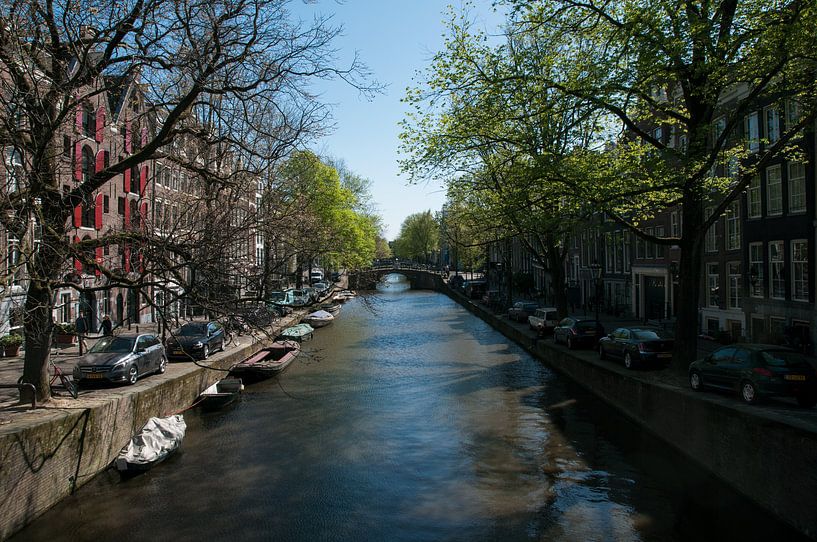 Kontrast am Kanal von Marco Van der Poel