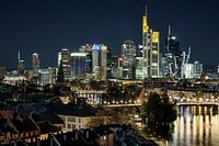Ma(i)nhattan - Frankfurts Skyline bei Nacht