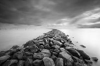 Trintelhaven strekdam zwartwit lange sluitertijd