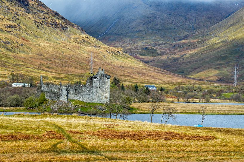 Kilchurn Castle-Scotland by Cilia Brandts