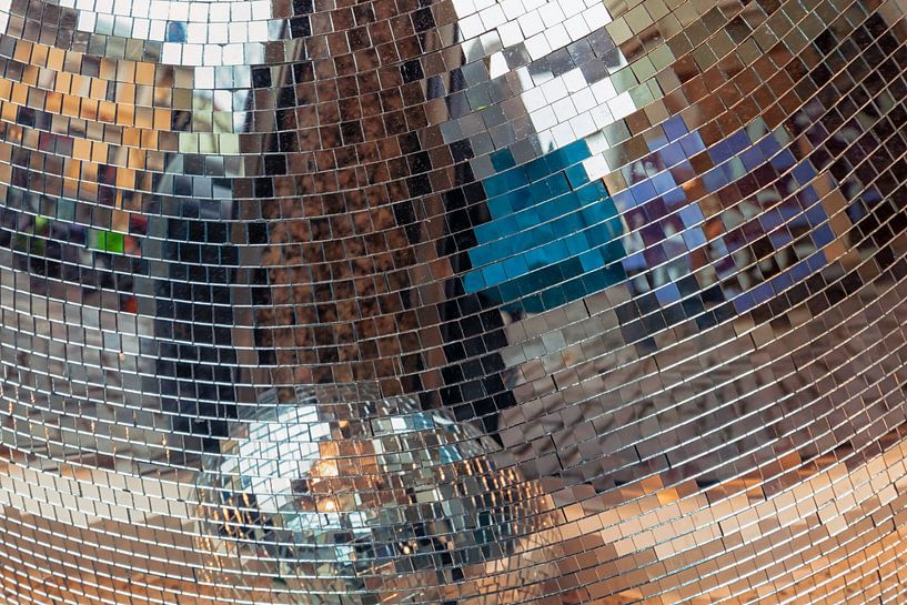 Gespiegelde binnenstad by Jan van der Knaap