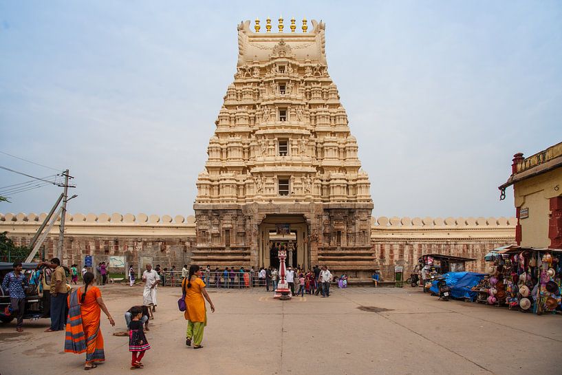 Ranganathaswamy Temple, India by Jan Schuler