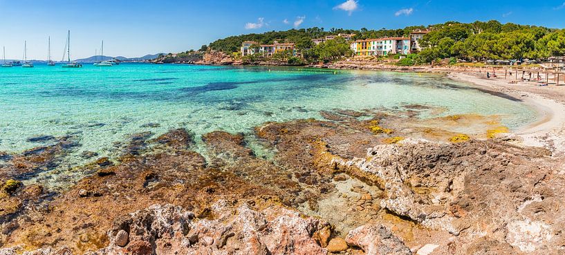 Mallorca, schöner Panoramablick Meer Strand Bucht von Alex Winter