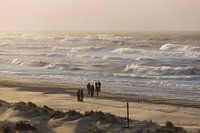 Westerstorm op het Zuiderstrand van Den Haag