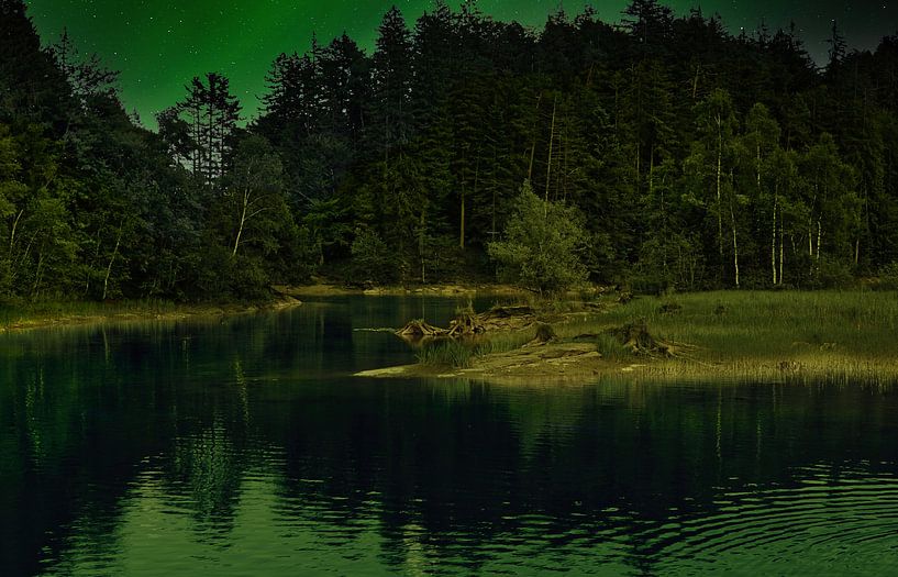 THE MOUNTAIN LAKE by Markus Moser