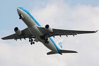 KLM A330 Departing Schiphol
