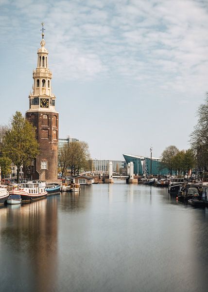 Montelbaanstoren am Kanal Oudeschans, Amsterdam, Niederlande. von Lorena Cirstea