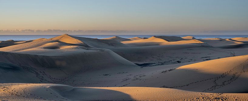 Dunes at sunrise Gran Canaria by Sjaak Kooijman