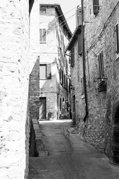 Straße in Passignano sul Trasimeno von Chantal Koster
