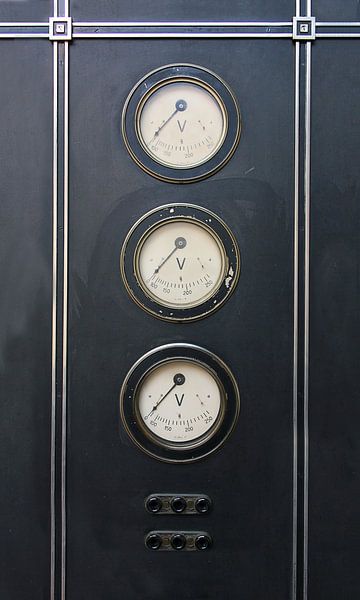 Industrie-Spannungsmessgeräte von Peter van Mierlo