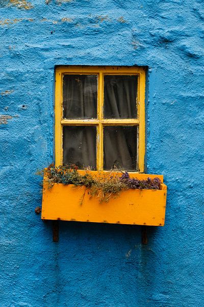 The small yellow window by Licht! Fotografie