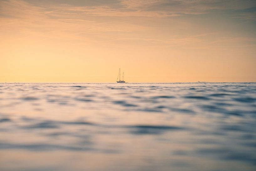 Around the world by Björn van den Berg