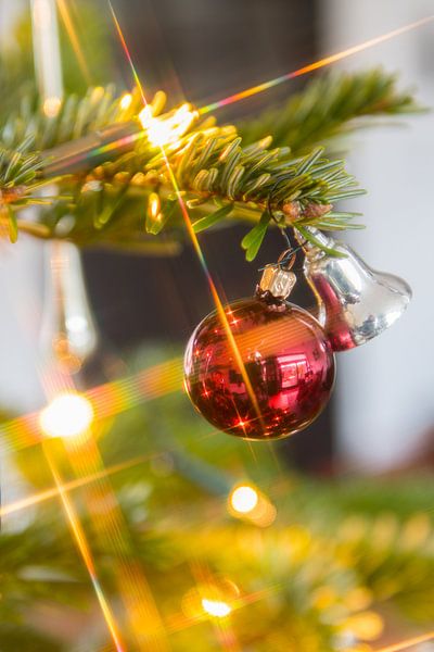 Lumière en forme d'étoile et décoration de Noël par Wim Stolwerk