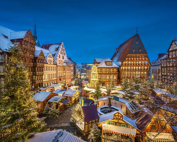 Christmas market in Hildesheim, Germany by Michael Abid