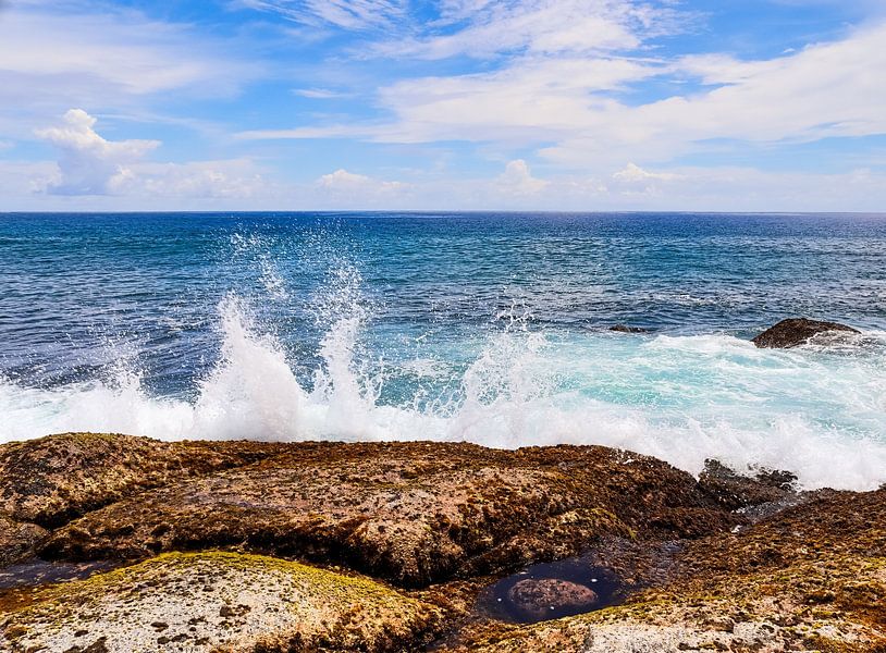 Les vagues sauvages de l'océan aux Seychelles par MPfoto71