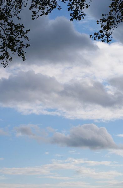 Wolken en natuur von Peter Hartman