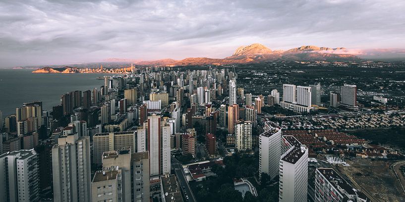 Sunrise over Benidorm von Flave_de