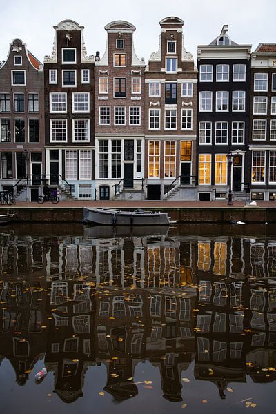 Auf den Grachten von Amsterdam von Patricia Van Roosmalen