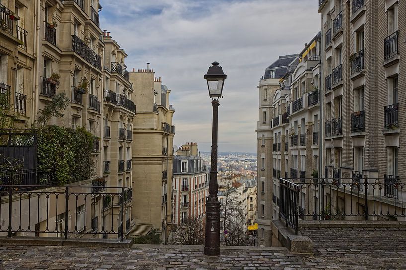 Access to the steps of Rue du Mont-Cenis on Montmartre by Robert Jan Smit