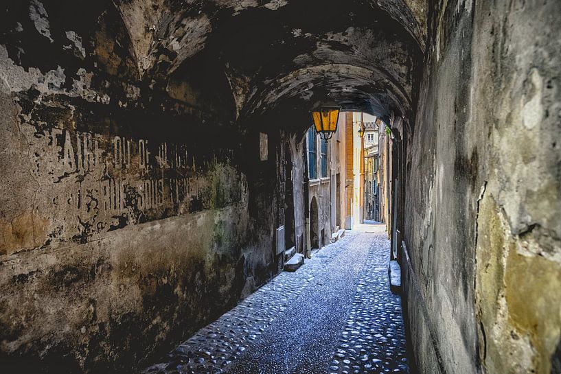 Die karastischen alten Straßen in den Bergdörfern von Frankreich von Fotografiecor .nl