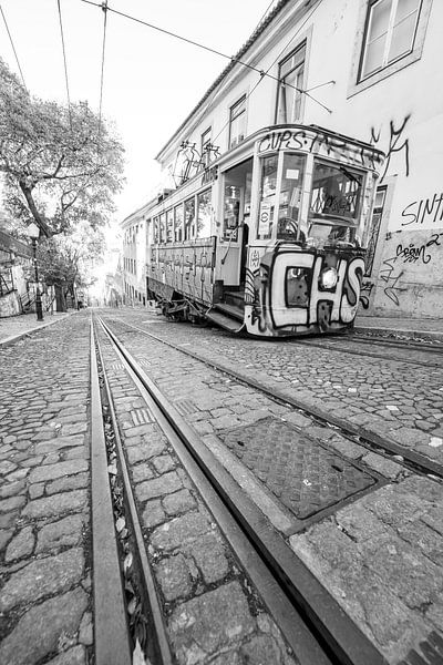 Le tramway de Lisbonne en noir et blanc par Leo Schindzielorz