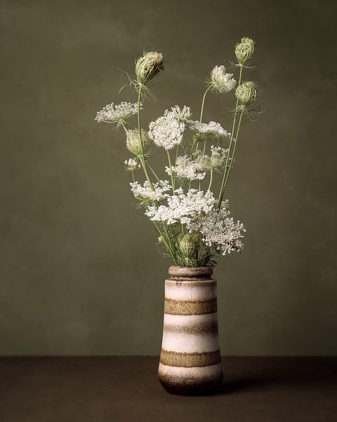 Flute herb / carrot in vintage 1970s vase by Mariska Vereijken