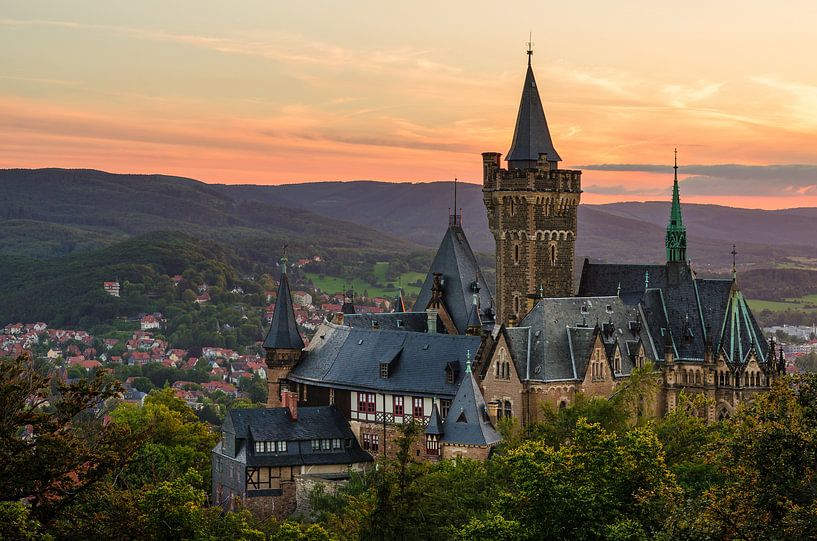 Schloss Wernigerode in the evening light by Robin Oelschlegel