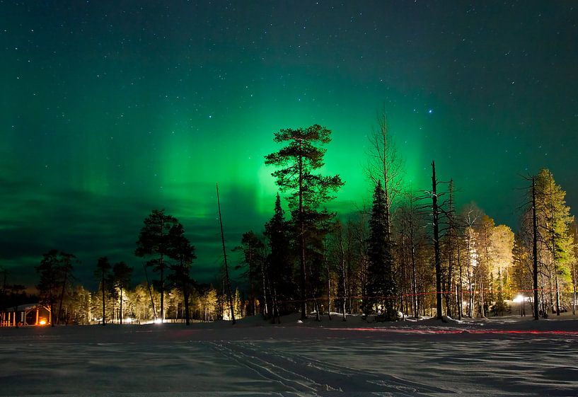Finnish Northern Lights by Guido Akster