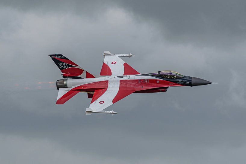 Deense F-16 Solo Display Team 2022 &quot;Dannebrog&quot;. van Jaap van den Berg