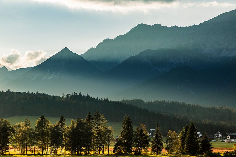 Beau ciel dans les Alpes autrichiennes. Seefeld 2018 par Hidde Hageman