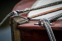 Altes hölzernes Segelboot