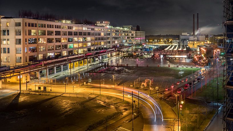 Strijp-S bij nacht by Maarten Cornelis