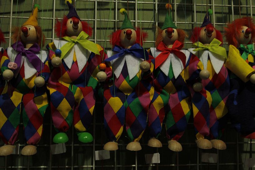 Clowns by Lieke van Meijer