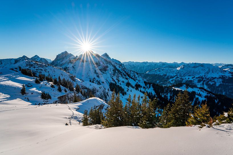 Wonderful winter view of the Tannheimer mountains by Leo Schindzielorz
