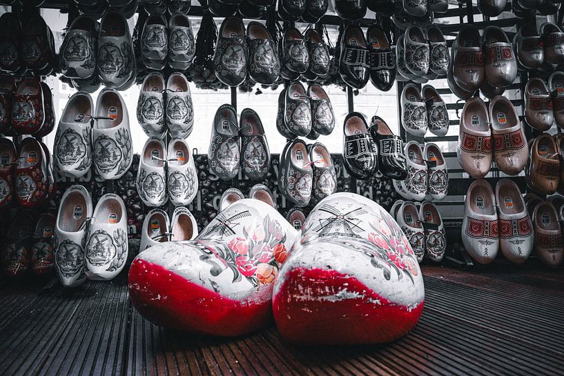 Amsterdam in the Netherlands is not just black and white von Thilo Wagner