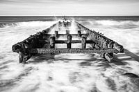 Golfbreker Zeeland Westkapellel zwart wit