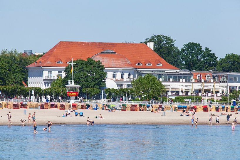 Beach with Atlantic Grand Hotel Travemünde, former Casino Travemünde, Lübeck-Travemünde, Lübeck, Sch by Torsten Krüger