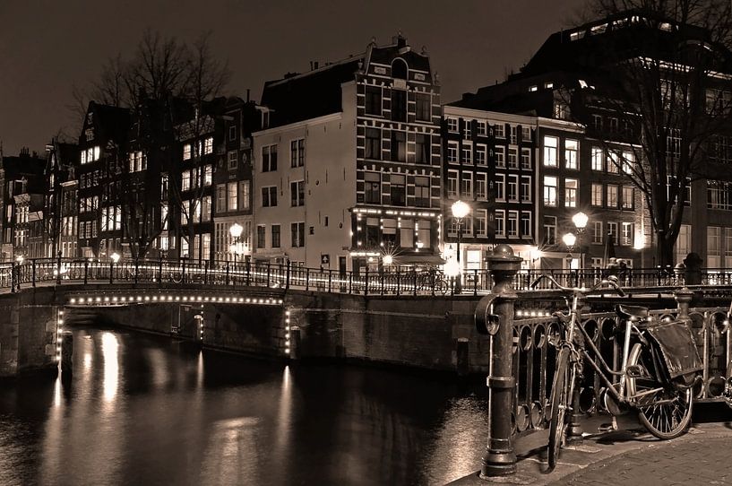 Amsterdam la nuit et partout à vélo par Marjo Snellenburg