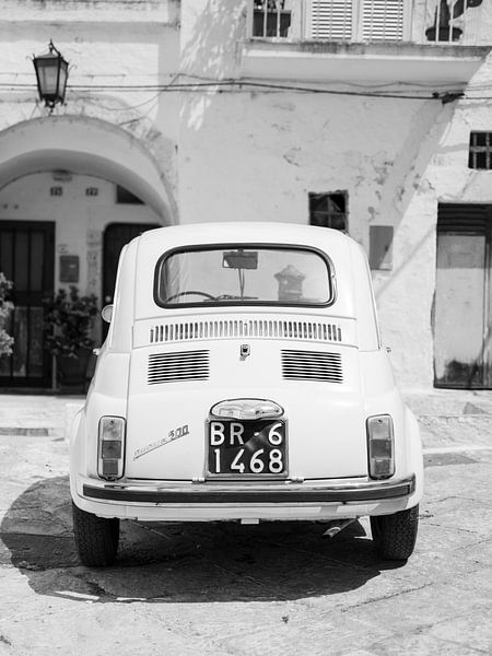 Fine art black and white photo of Fiat 500 in Italy by Monique Tekstra-van Lochem
