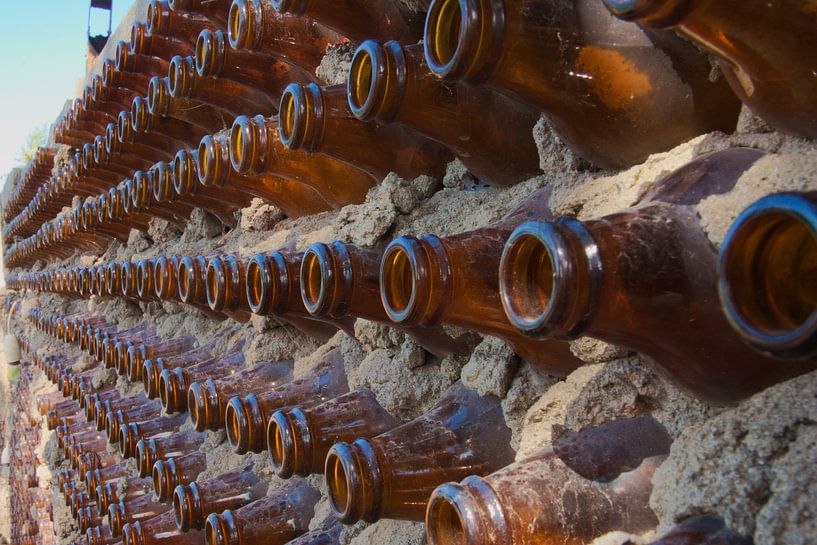 Flaschenwand von Johan  van Polen