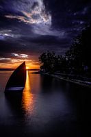 Sonnen und Bootuntergang