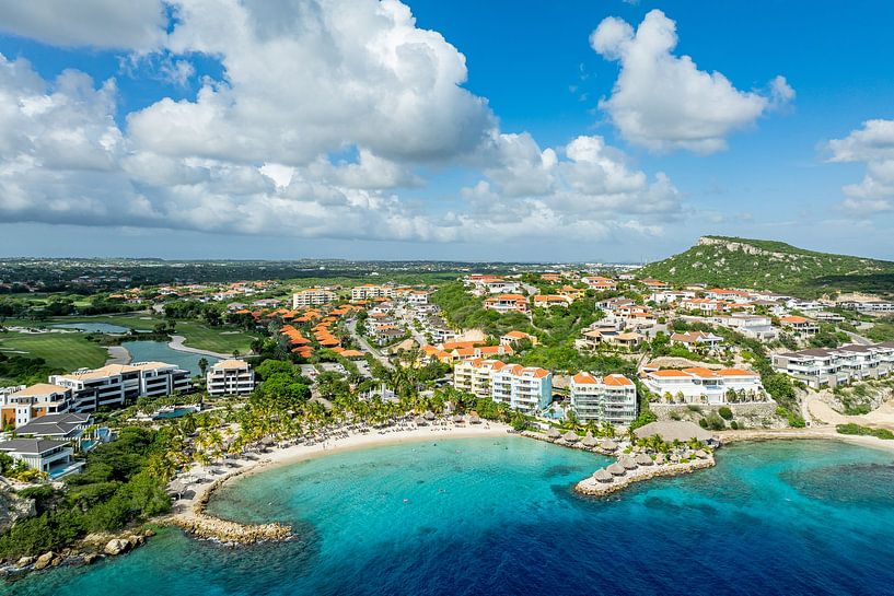 Blue Bay Curacao - Drohnenaufnahme von Keesnan Dogger Fotografie