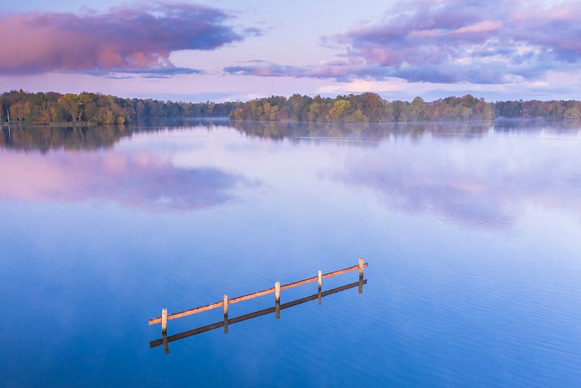 Reflectie in het Meer van Droninger