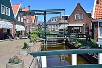 Kanäle brauchen Brücken zum Überqueren