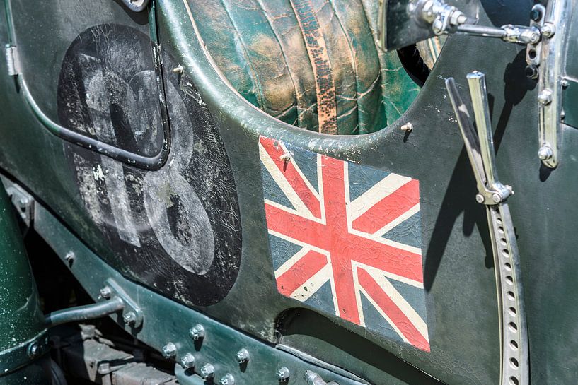 Drapeau Union Jack britannique sur le côté d'une Bentley vintage des années 1930 par Sjoerd van der Wal Photographie